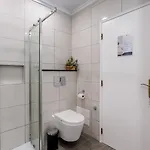 Bright 1bdr Flat In By Lovelystay Apartment Albufeira