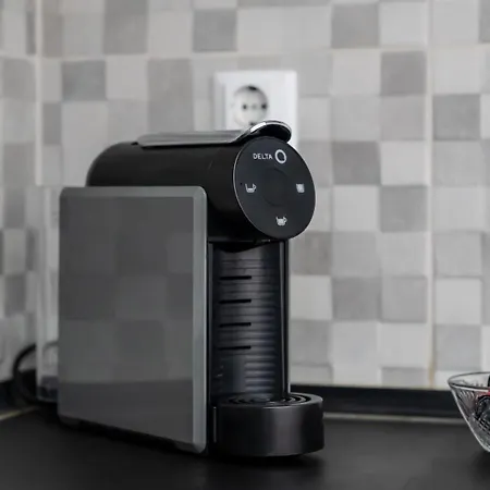 דירה Bright 1bdr Flat In By Lovelystay אלבופיירה