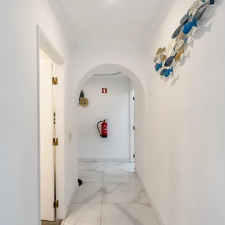 Bright 1bdr Flat In By Lovelystay